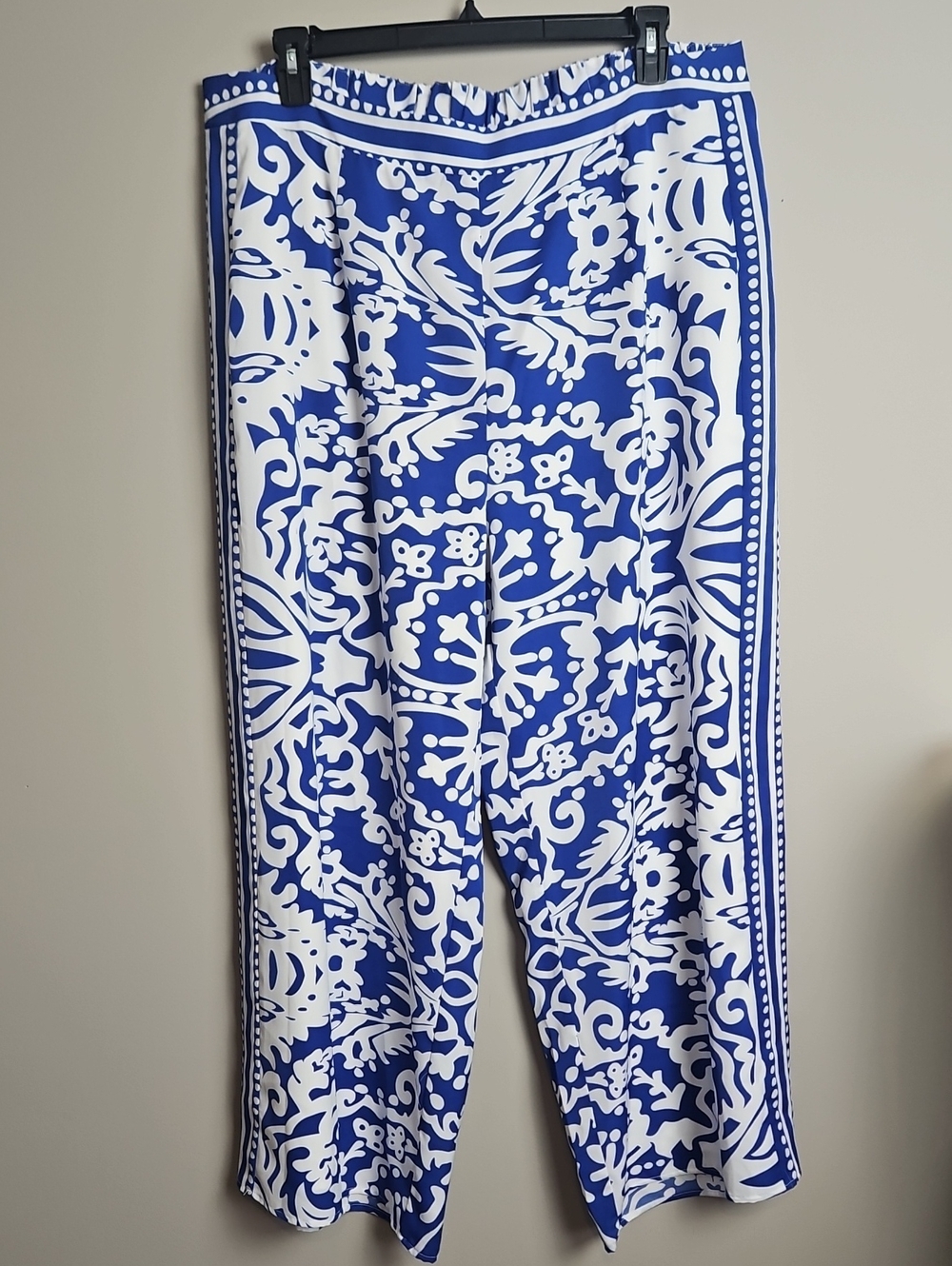 Sugarlips Curve Wide Leg Lined Satin Pants: Blue/White Print: Size- 2X
